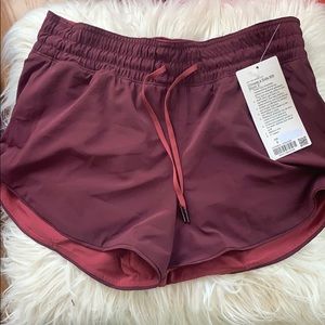Lululemon Choose A Side Short 3”: NWT